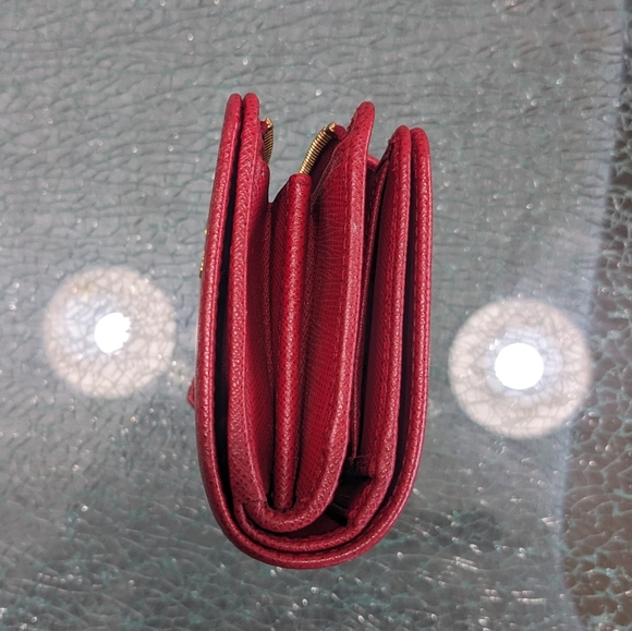 Prada Wallet *authentic* - Picture 5 of 5
